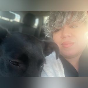 Meet your Posher, Cinthya